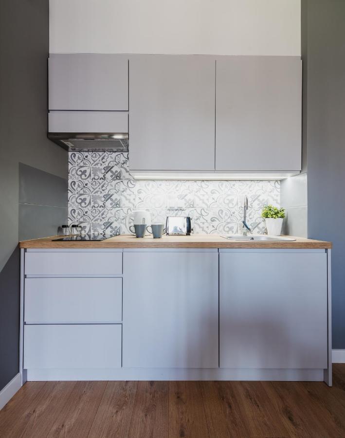 Okecie Airport Studio Bakalarska 2 P&O Serviced Apartments Warsaw Ngoại thất bức ảnh